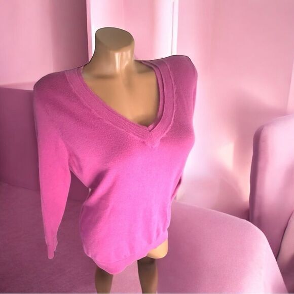 LOFT  l Pink/Lt Blue V-neck Top  l M l VGUC - Picture 5 of 8